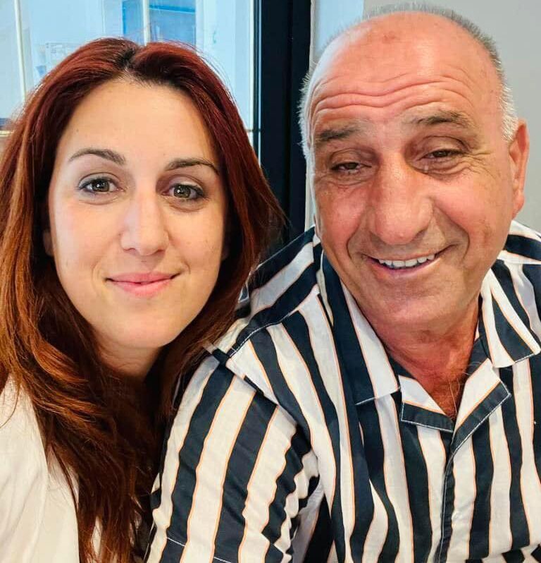 Missier Alicia f'għeluq sninu