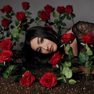 M'Hawnx Bħalek Jasmine Abela