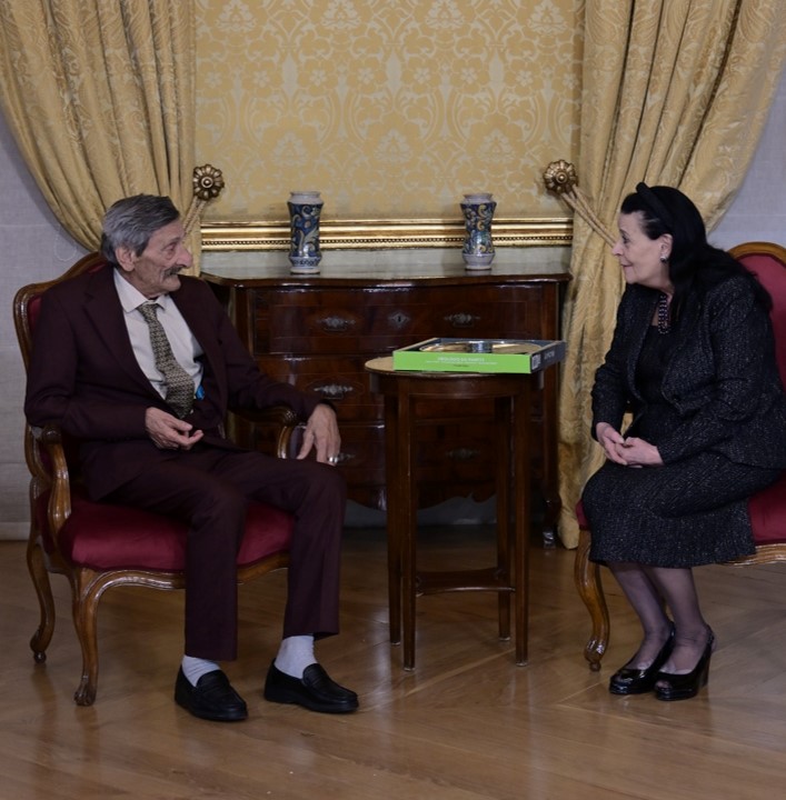 Lorry u Myriam Spiteri Debonoi