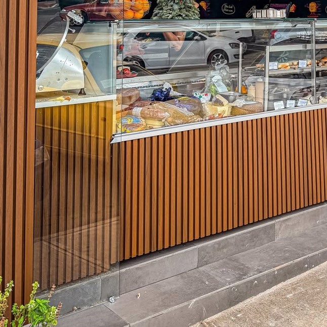 Deli