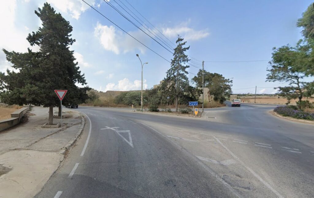 għeluq Triq l-Imqabba