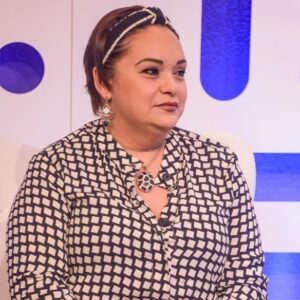 Awguri Olivia Lewis